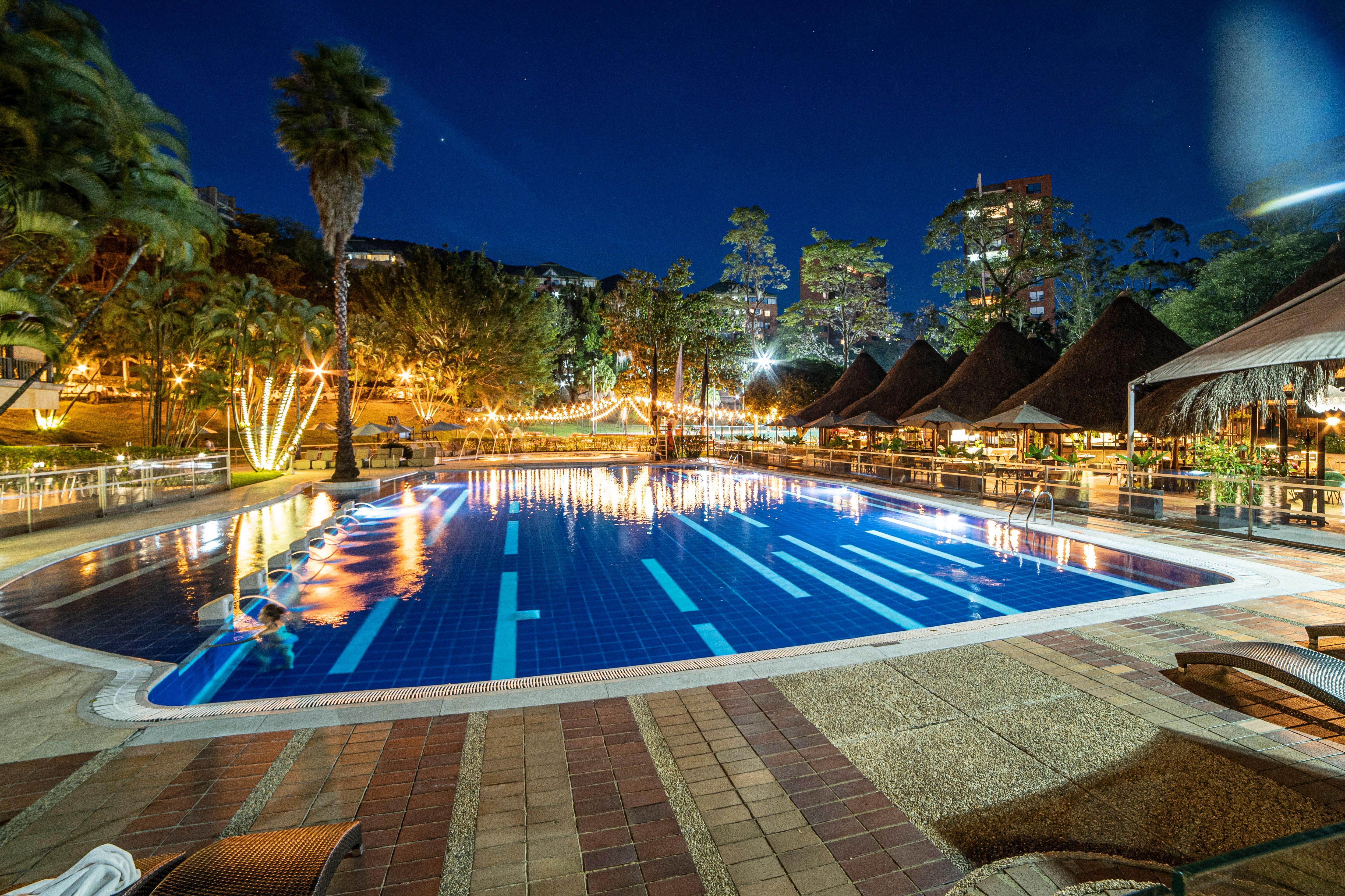 Отель Intercontinental Medellin - Movich By Ihg Экстерьер фото