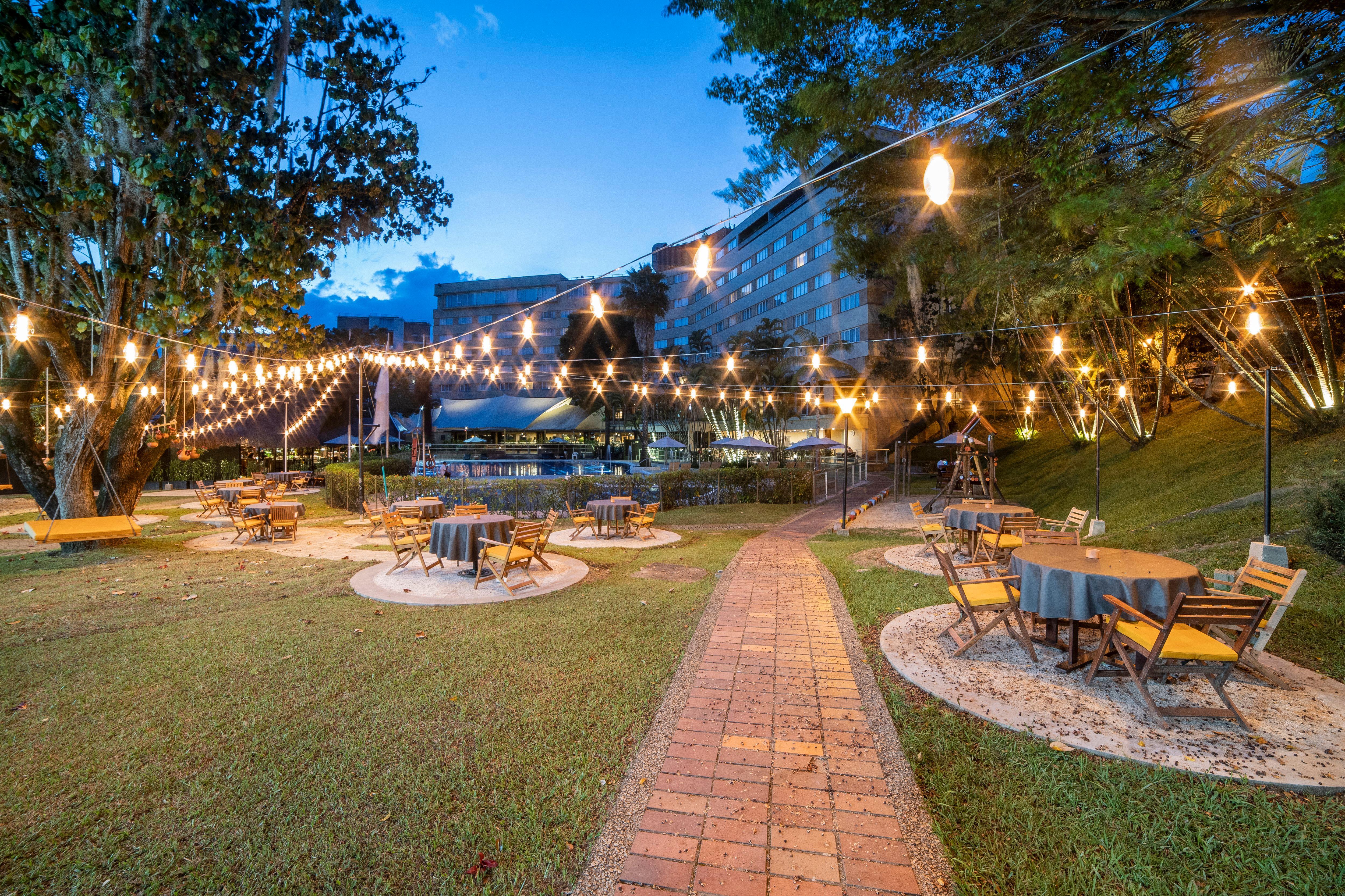 Отель Intercontinental Medellin - Movich By Ihg Экстерьер фото