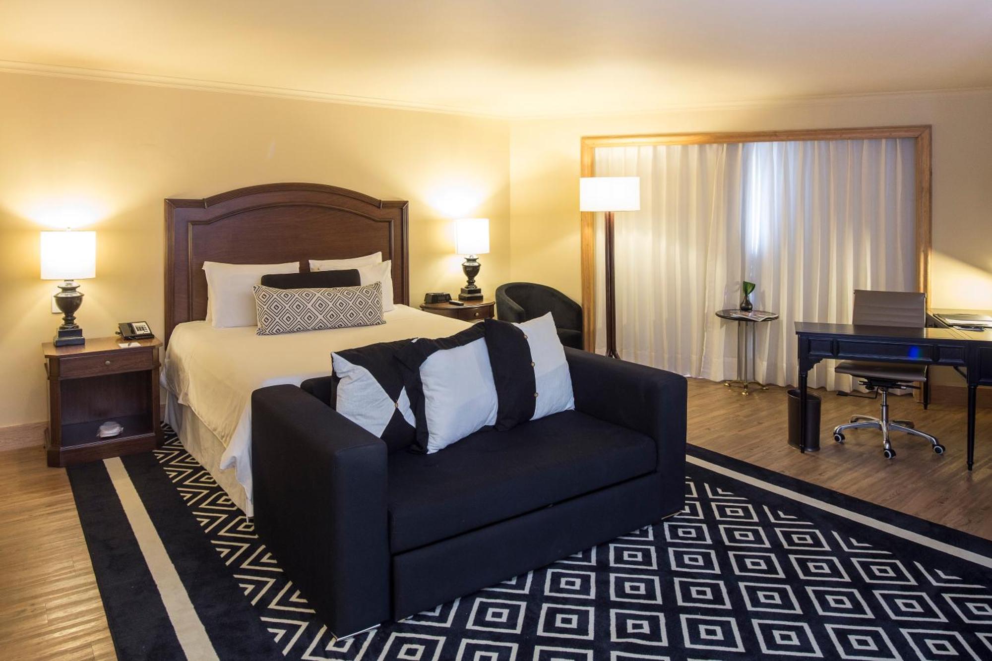 Отель Intercontinental Medellin - Movich By Ihg Экстерьер фото