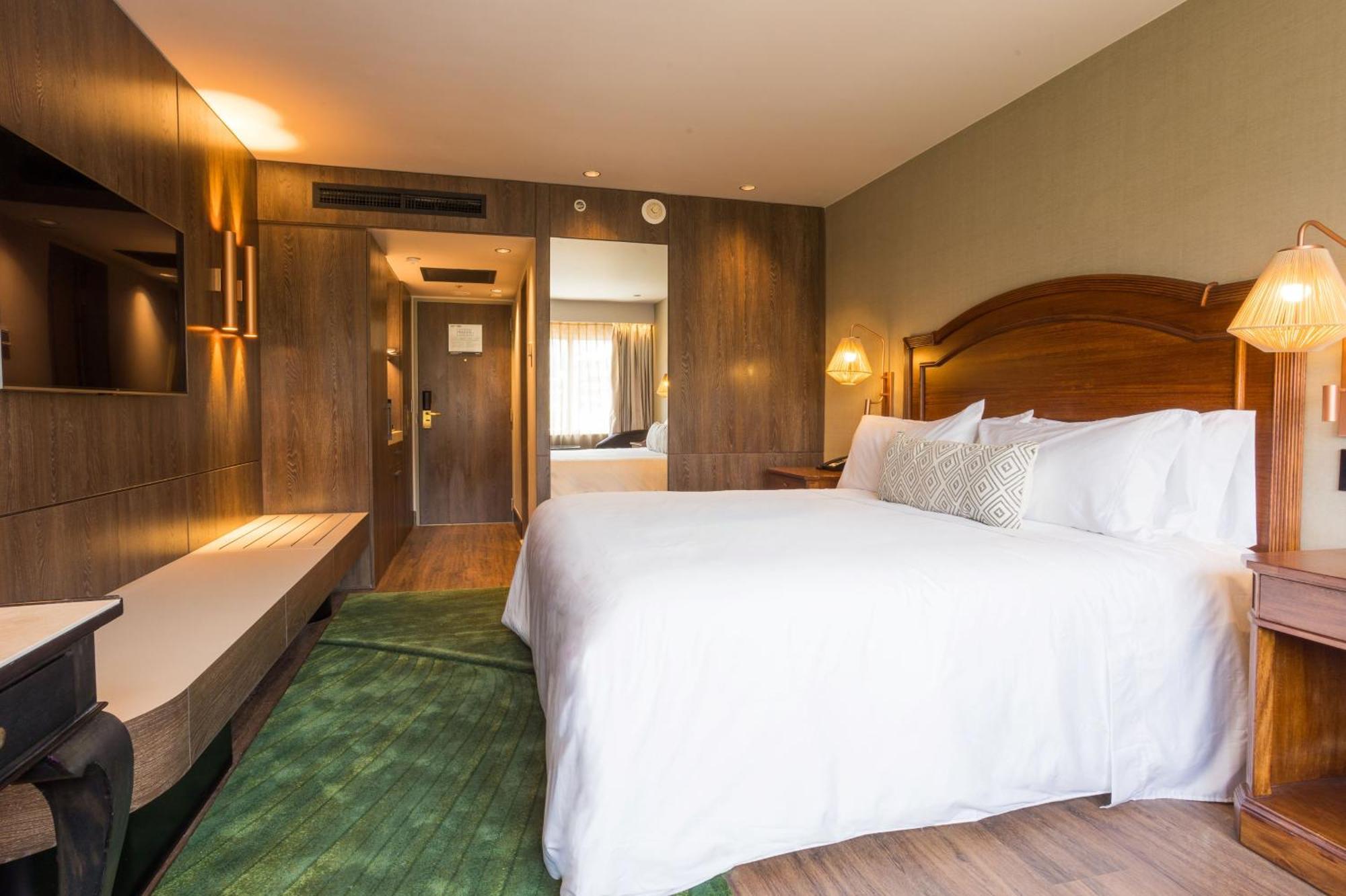 Отель Intercontinental Medellin - Movich By Ihg Экстерьер фото