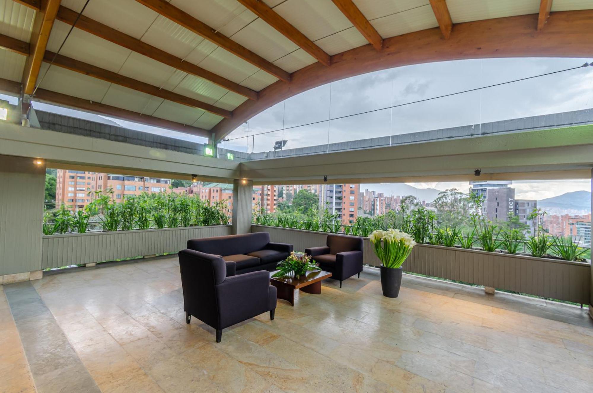 Отель Intercontinental Medellin - Movich By Ihg Экстерьер фото