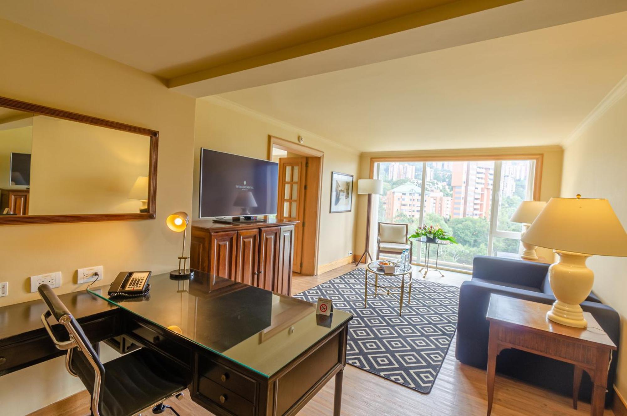 Отель Intercontinental Medellin - Movich By Ihg Экстерьер фото